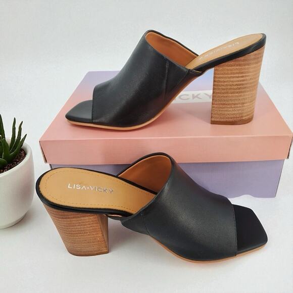 Lisa Vicky NIB Womens Size 7 1/2 M Virtue V Sandal 3 1/2in Heel Black Sheep Napp - Picture 1 of 3